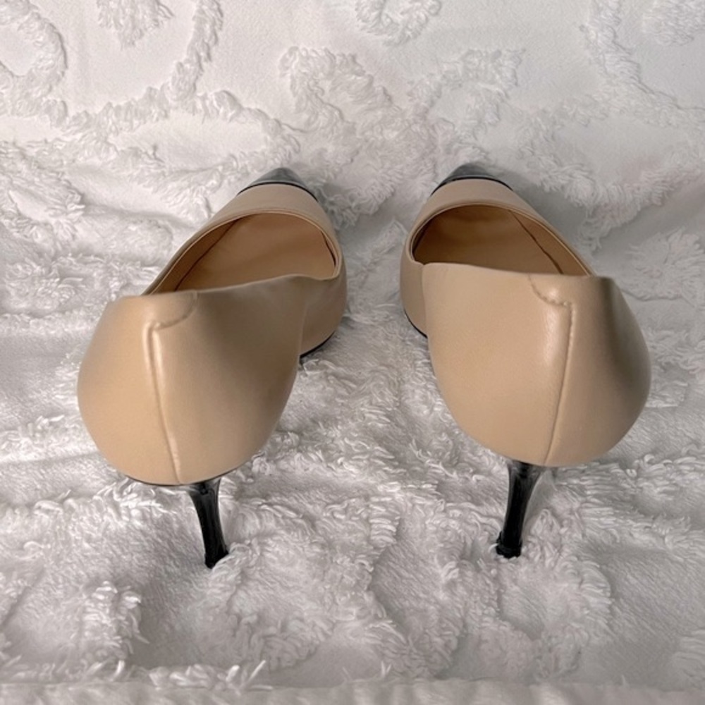 GIUSEPPE ZANOTTI • BEIGE BLACK PUMP • MINT IN BOX - Picture 4 of 7